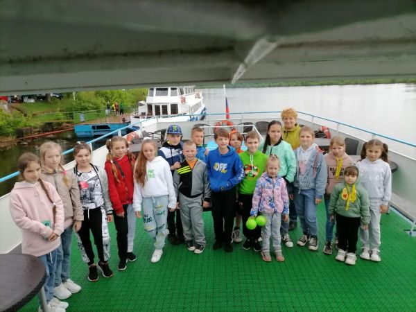 29 мая- состоялась поездка 4 а класса на Московское море. 
Хотя..